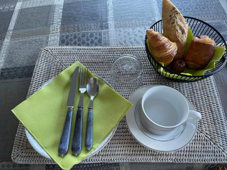 Bed and Breakfast La Borie En Provence Горд Экстерьер фото