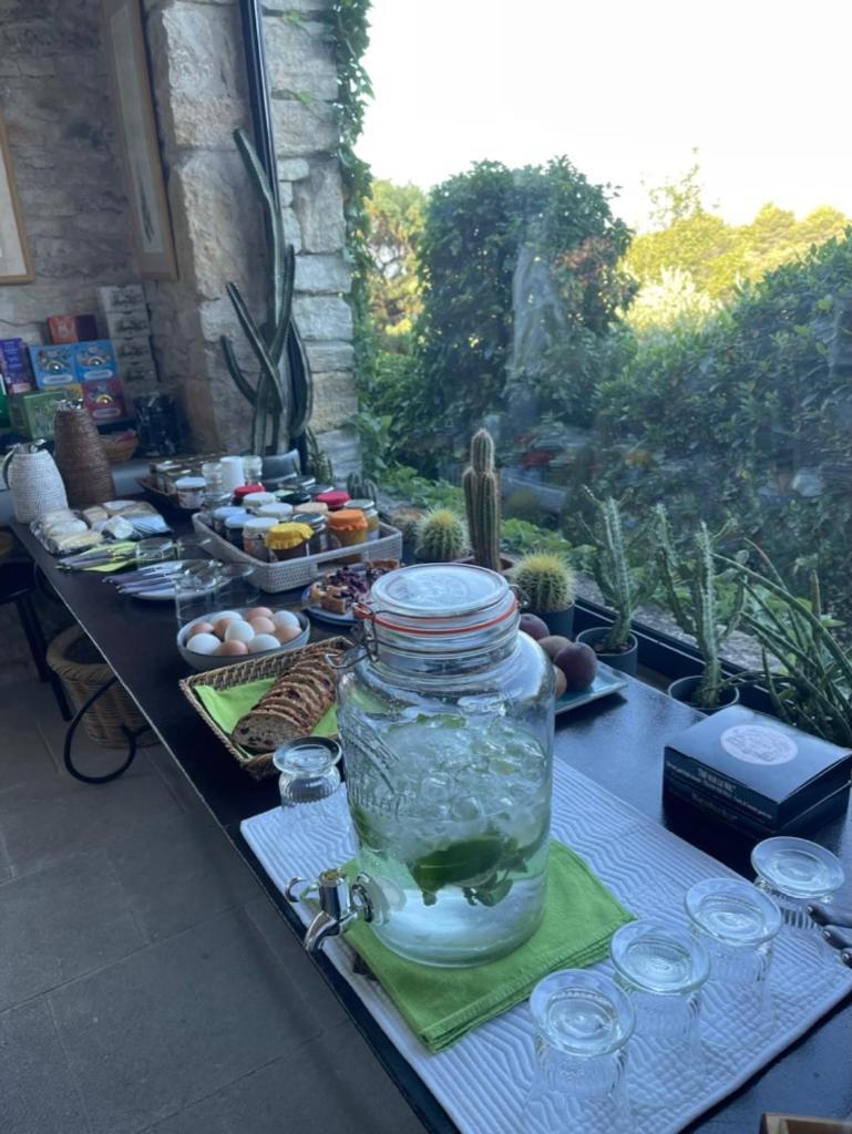 Bed and Breakfast La Borie En Provence Горд Экстерьер фото