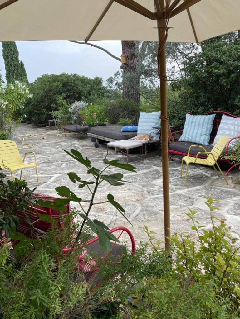 Bed and Breakfast La Borie En Provence Горд Экстерьер фото