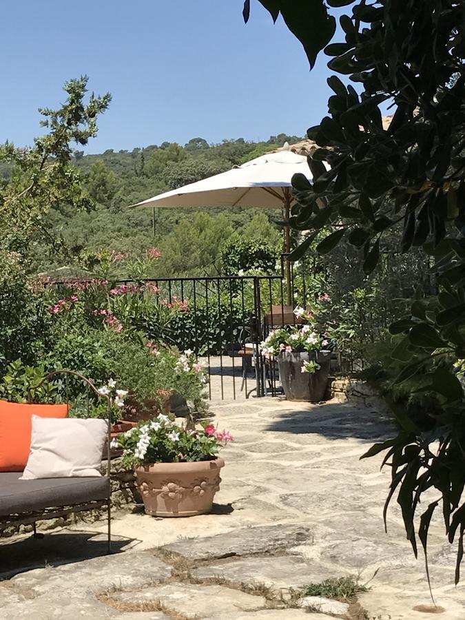 Bed and Breakfast La Borie En Provence Горд Экстерьер фото